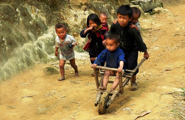 Vietnamesisch-ethnische Kinder