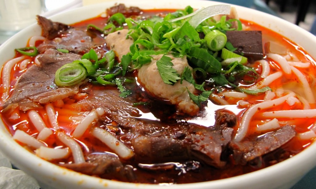 vietnamesische-suppe-von-hue