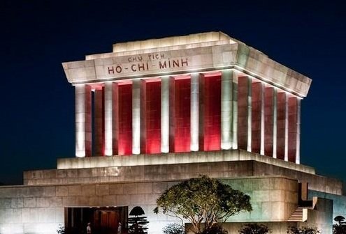 Ho Chi Minh-Mausoleum-ha-noi-vietnam