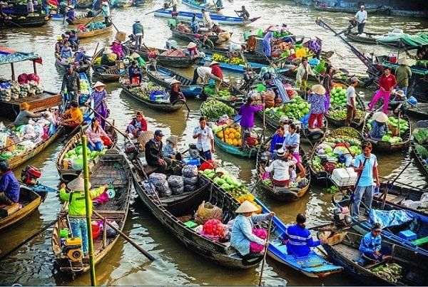 marche-flottant-au-delta-du-mekong-photo