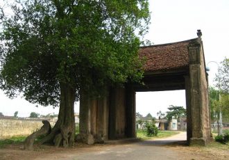 porte entree village vietnam