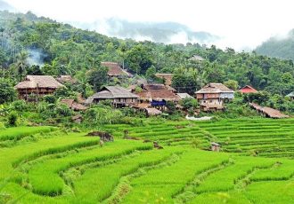 don-village-visit-a-pu-luong-vietnam