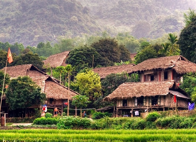 Dorf-Lac-Mai-Chau