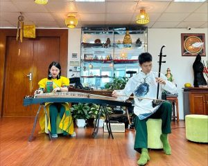 Musik-im-Buro-Horizont-Vietnam-Reisen