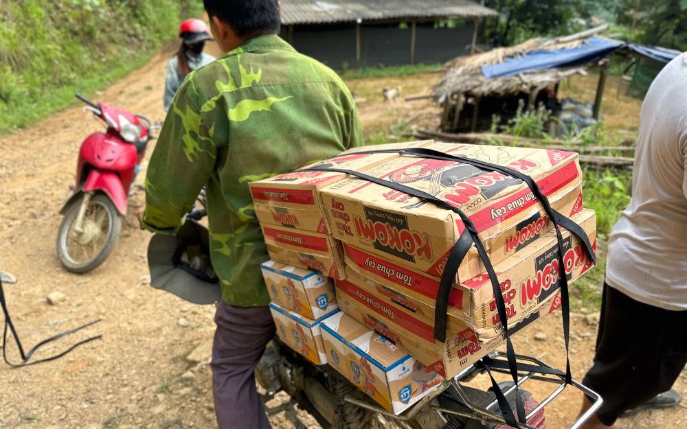 Le chemin menant au village de Liên Son est extrêmement difficile