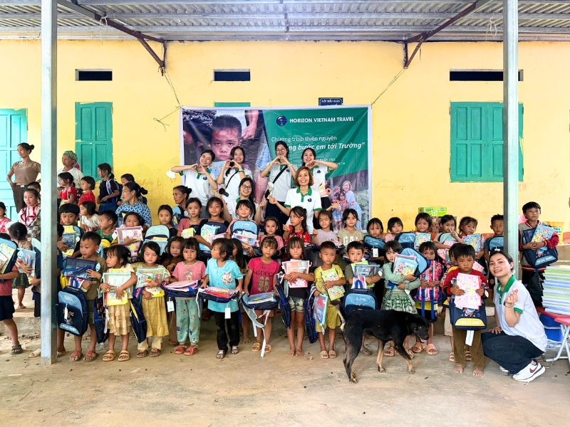 Le 24 août 2025 Horizon Vietnam au village de Ca (Yên Bai) avec « Vos bagages, l’avenir des enfants vietnamiens »