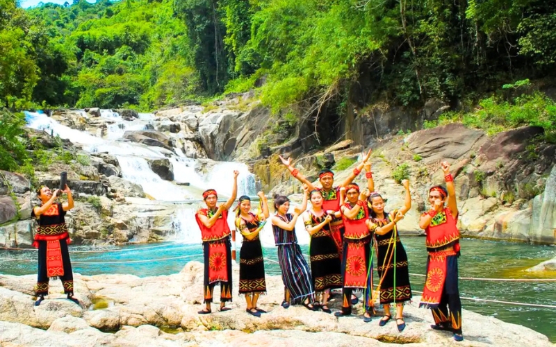 Cascade de Yang Bay