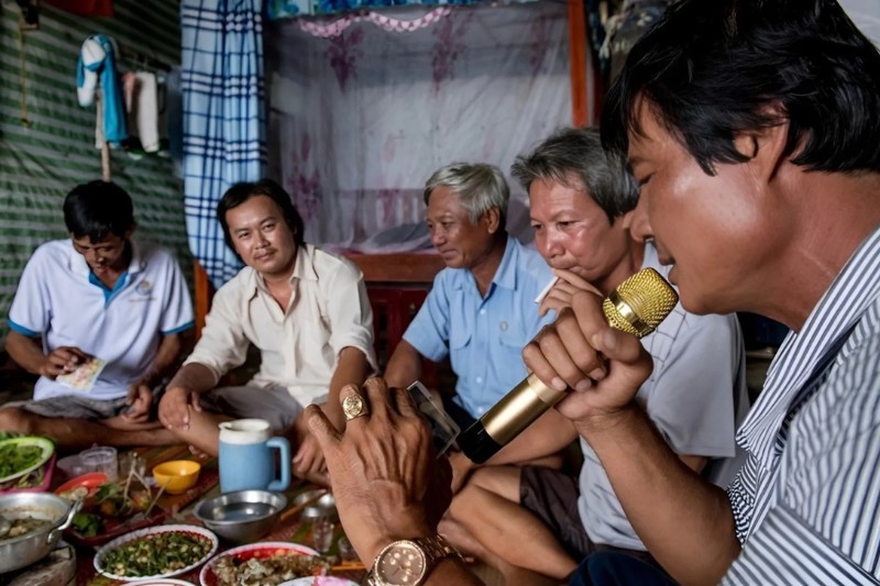 Karaoke in Vietnam