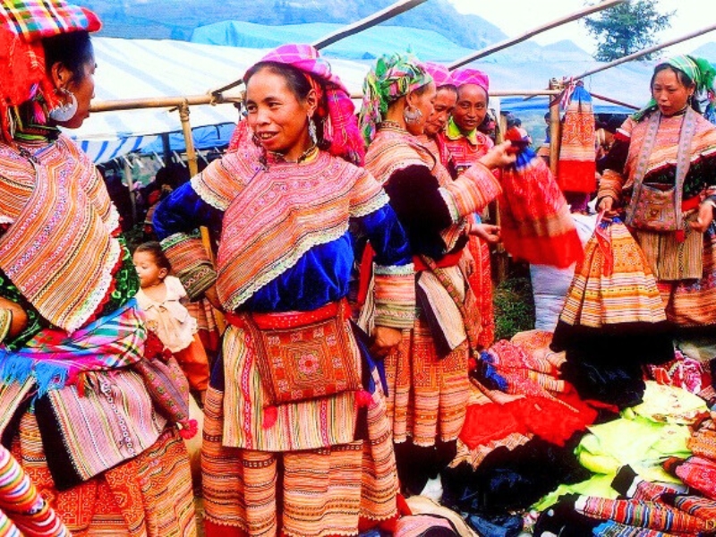 Entdeckung der ethnischen Märkte in Sapa