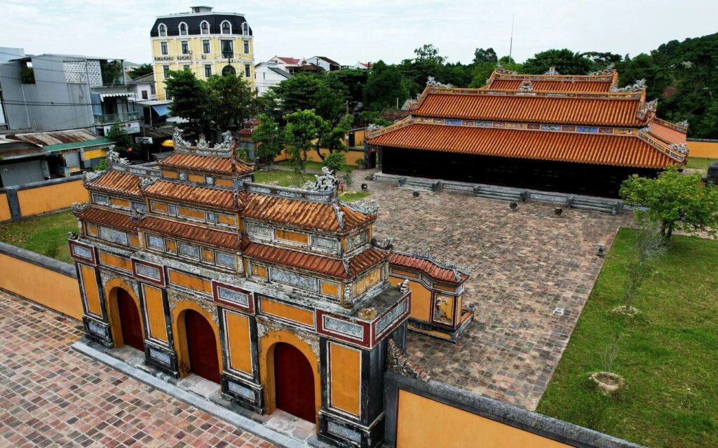 Tor Dai Cung Mon der Verbotenen Purpurstadt von Hue