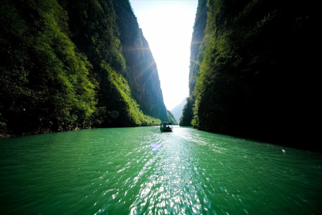 Fluss Nho Que: Unser Reiseführer zum Herzen des Tu-San-Canyons