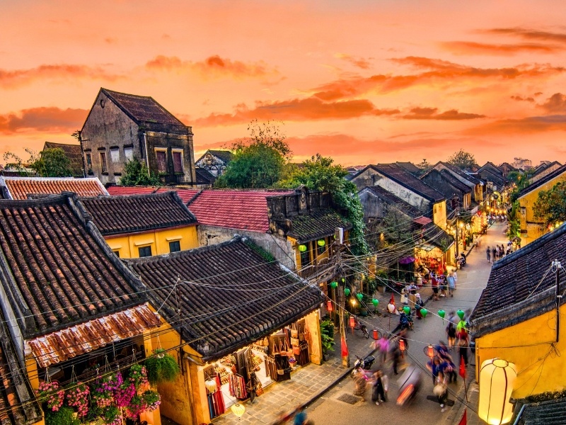 Die Altstadt von Hoi An bei Sonnenuntergang
