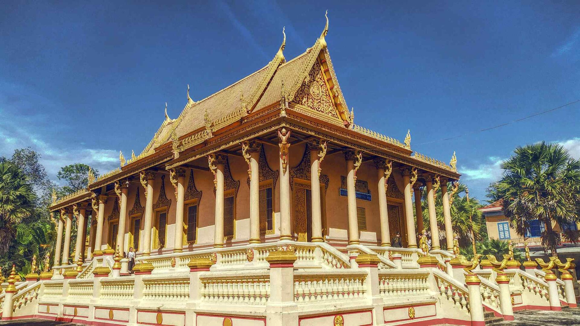 Frontfassade der Kh'leang-Pagode in Soc Trang