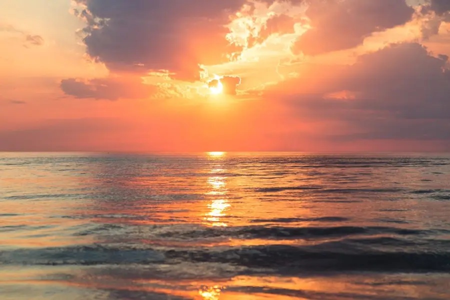 Sonnenuntergang am Strand von Ho Be
